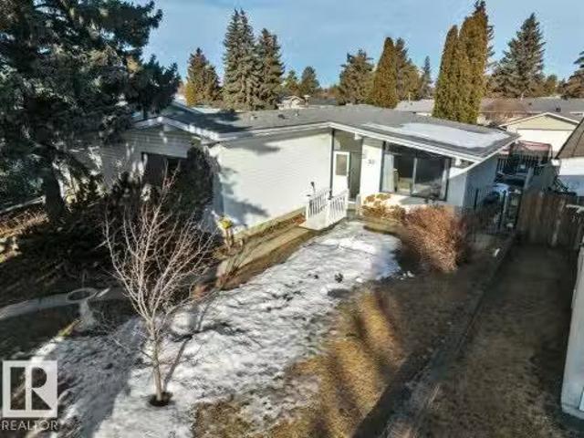 House for sale in Spruce Grove, Alberta