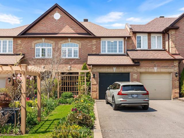 Townhouse for sale in Woburn, Ontario