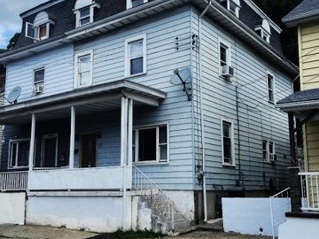 House for sale in Phillipsburg, Warren County