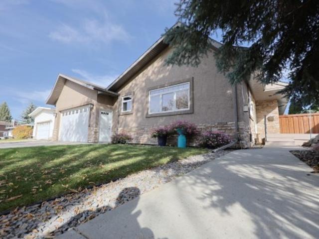 House for sale in Braeside, St. Albert