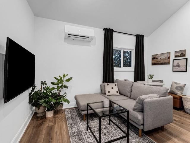 Apartment for rent in Mulhurst Bay, Ontario