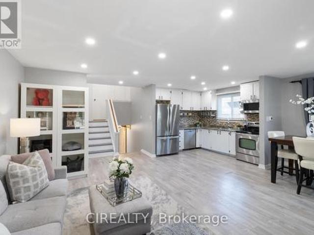 House for sale in Barrie, Ontario