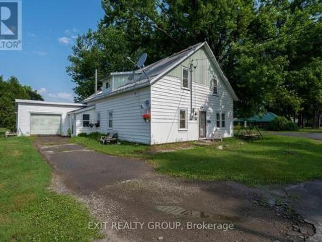 House for sale in Addington Highlands, Ontario