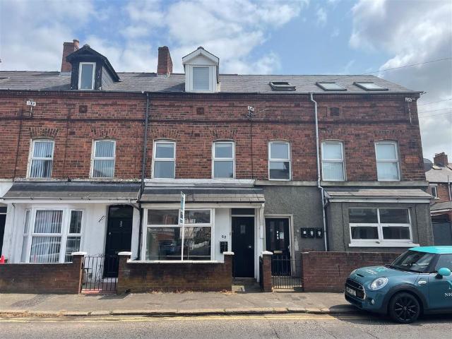 Townhouse for rent in Sydenham, Northern Ireland