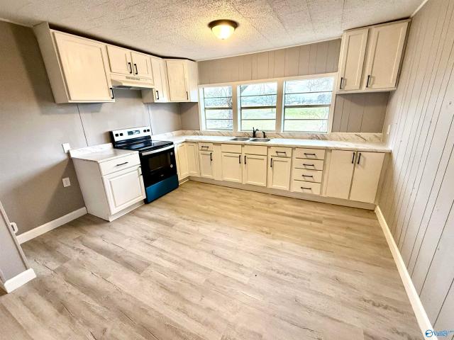 House for sale in Crossville, Alabama