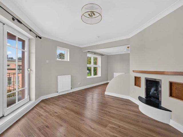 Apartment to rent in Windsor, Belfast
