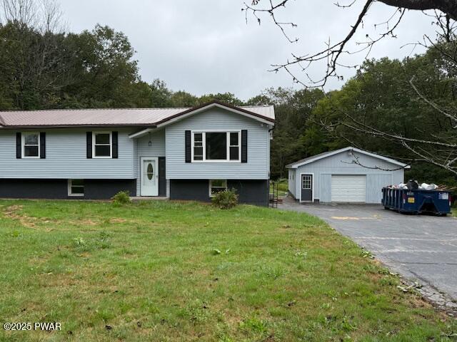 House for sale in Clifford, Pennsylvania