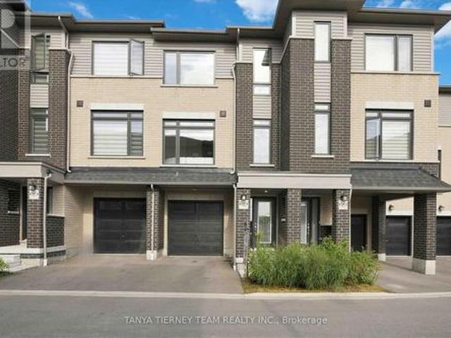 House for sale in Whitby, Golden Horseshoe