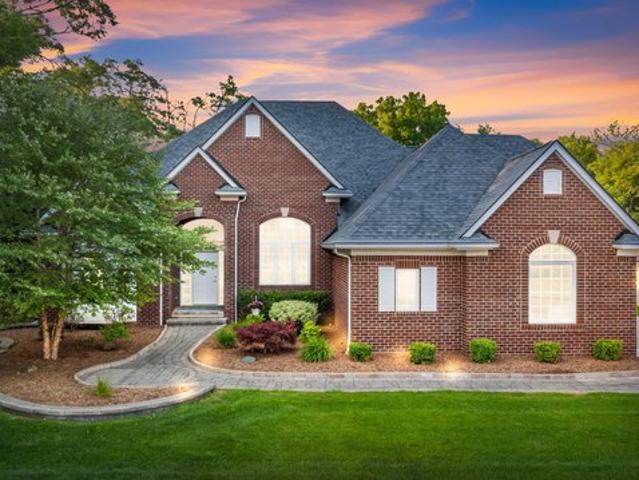House for sale in Troy, Michigan