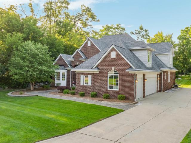 House for sale in Troy, Michigan