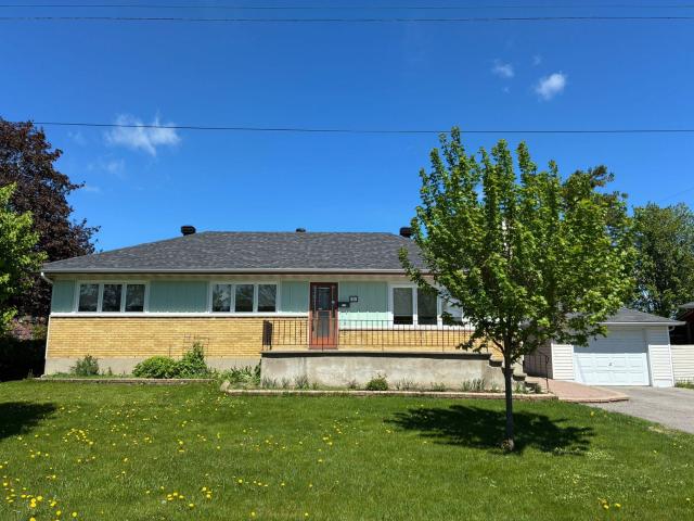 Apartment for rent in Mulhurst Bay, Ontario