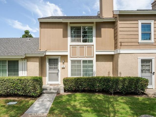 Townhouse for sale in Woodbridge, Irvine