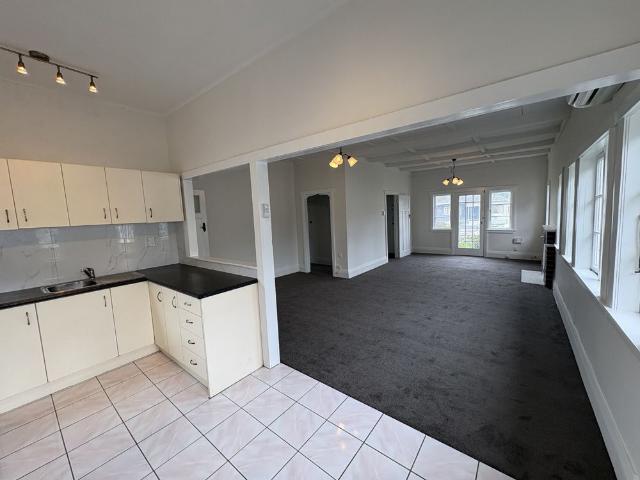House for rent in Owhata, Oroua County