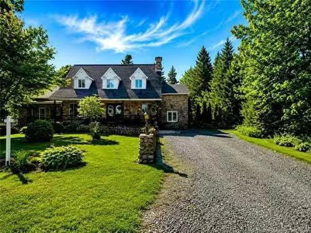 House for sale in Oak Point, New Brunswick