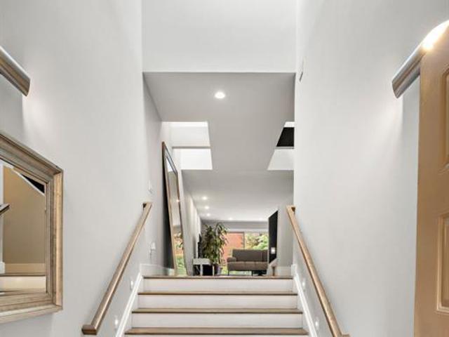 Townhouse for sale in Englewood, New Jersey