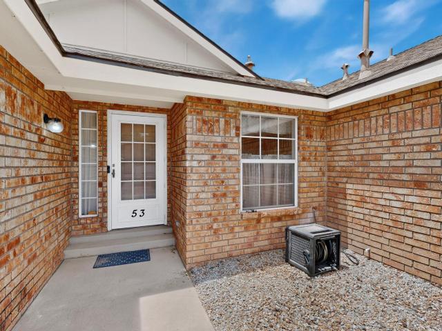 House for sale in Los Lunas, New Mexico