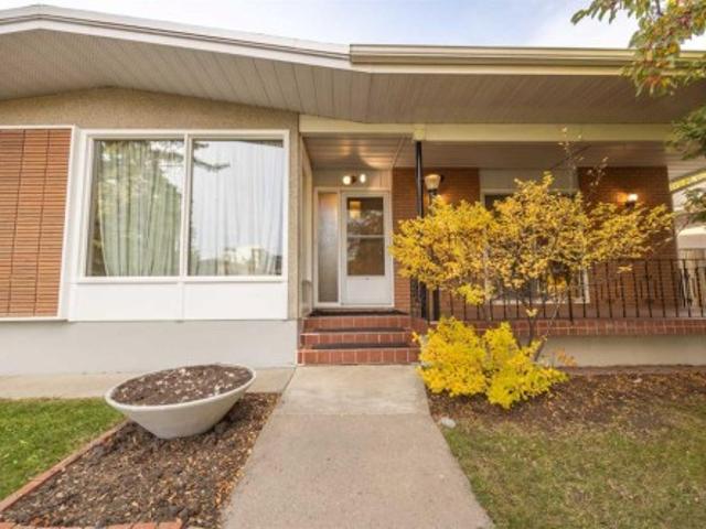 House for sale in Kingsland, Calgary