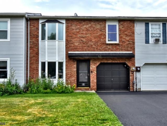 Townhouse for sale in Washington, New Jersey