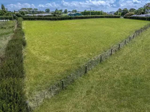 House for sale in Awhitu