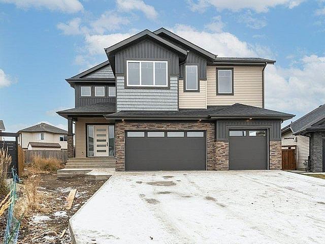 House for sale in Spruce Grove, Alberta