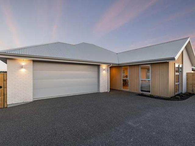 House for sale in Lincoln, Canterbury