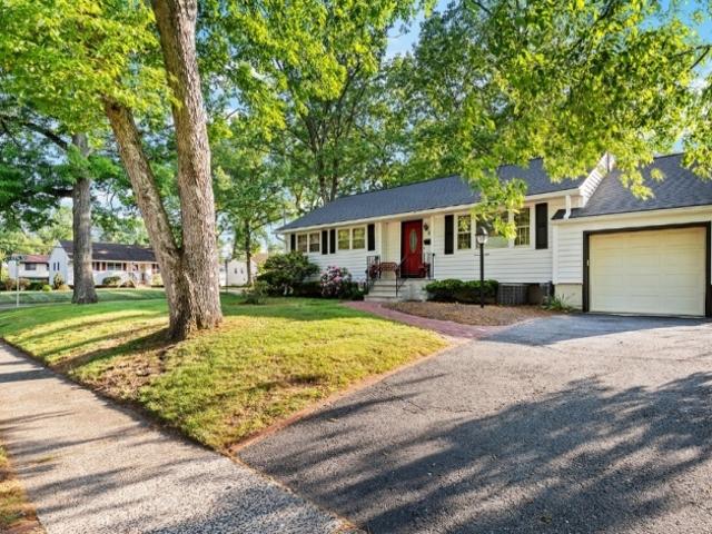 House for sale in Piscataway, New Jersey