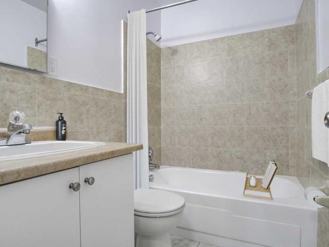 Apartment for rent in Georgina, Ontario
