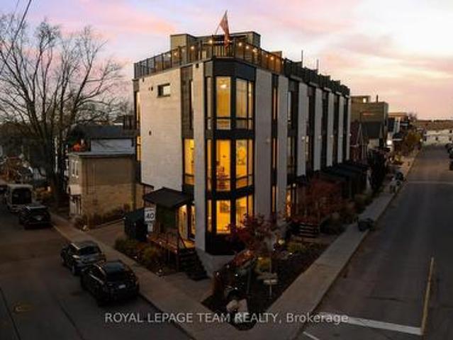 House for sale in Hintonburg Shopping Area, Ottawa