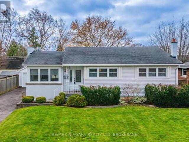 House for sale in Niagara, Ontario