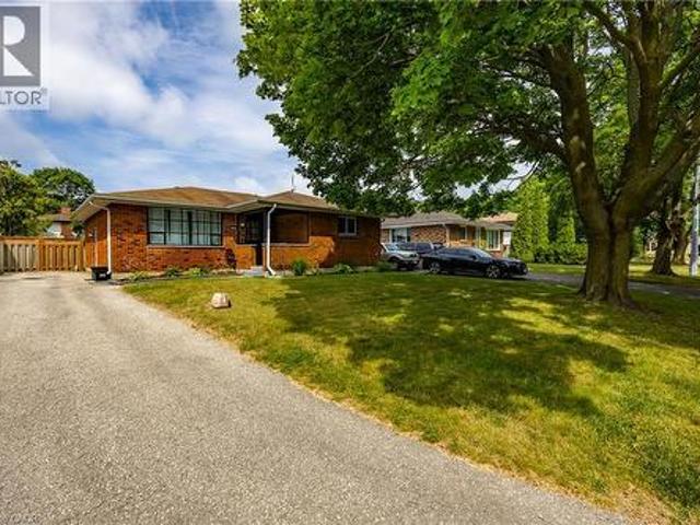 House for sale in Simcoe, Ontario