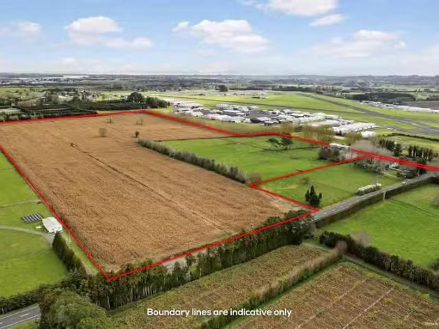 House for sale in Awhitu