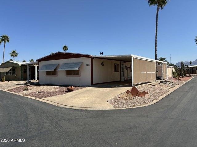 House for sale in Apache Junction, Arizona