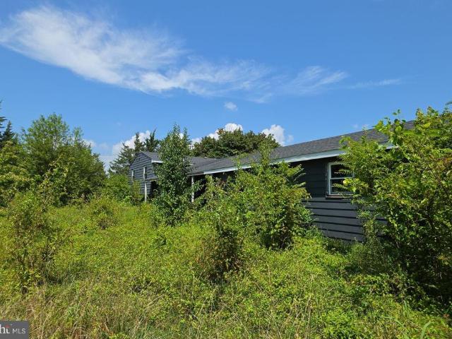 House for sale in New England Crossroads, Fairfield Township