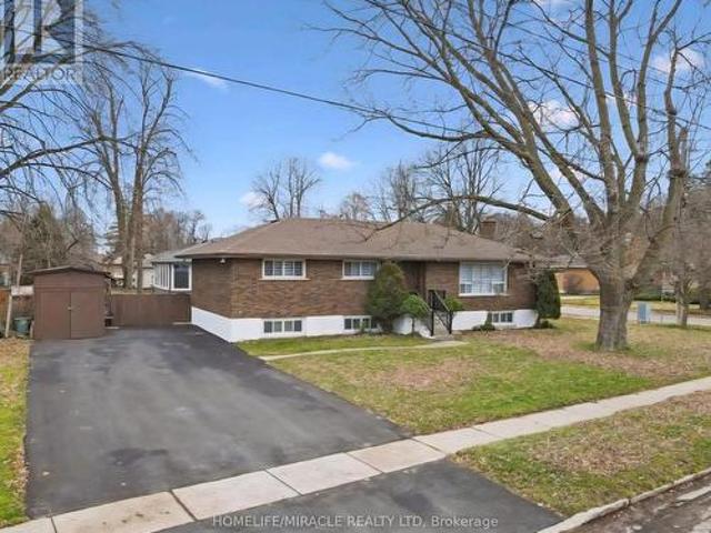 House for sale in Guelph, Ontario