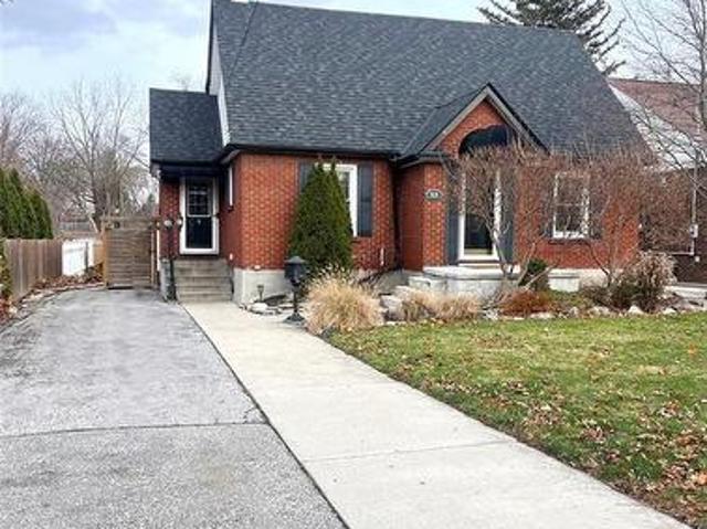 House for sale in Chatham–kent, Ontario