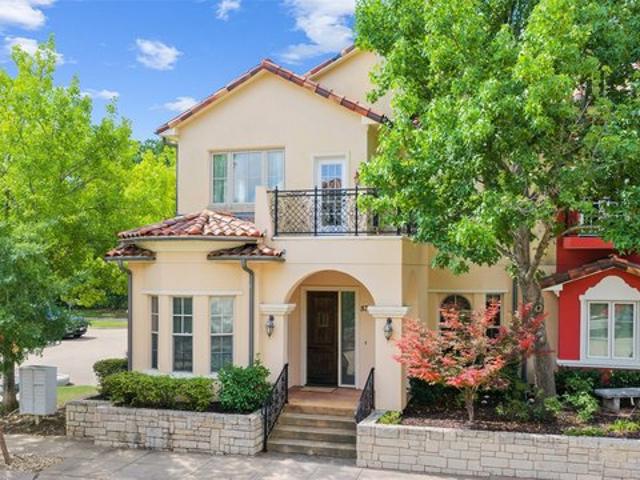 Condo for sale in Colleyville, Texas