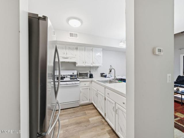Condo for sale in Monmouth, New Jersey
