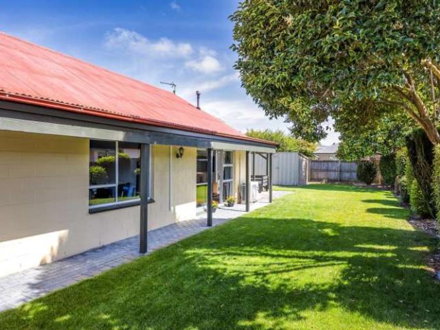 House for sale in Casebrook, Canterbury