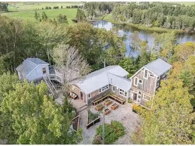 House for sale in Prince Edward Island