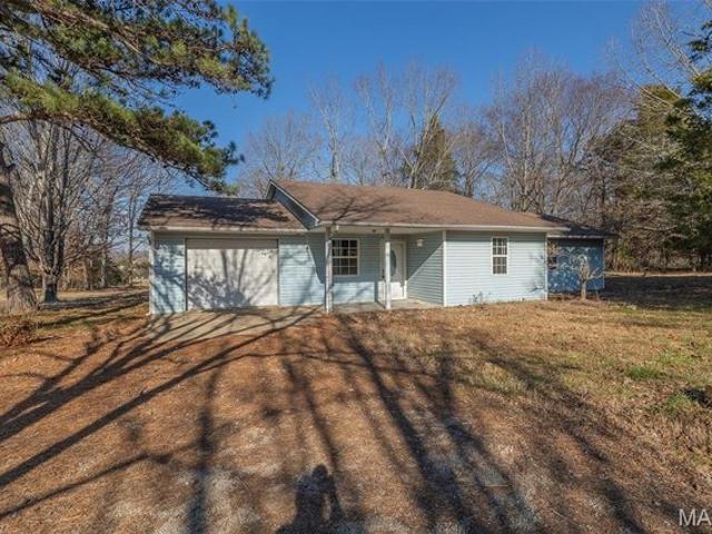 House for sale in Doniphan, Missouri