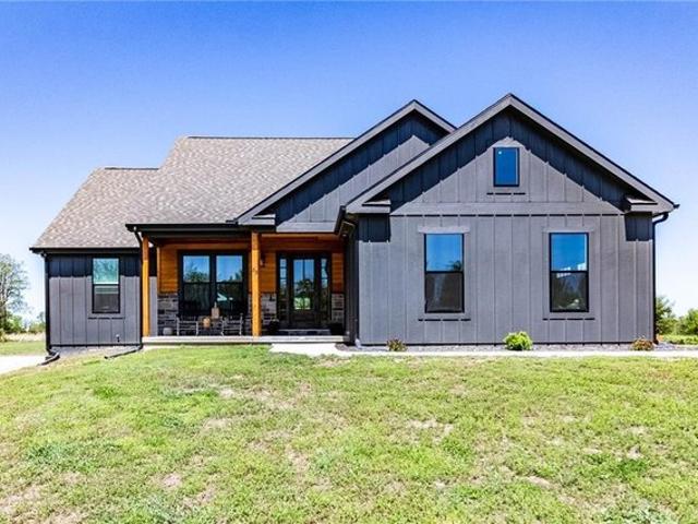 House for sale in Warrensburg, Missouri