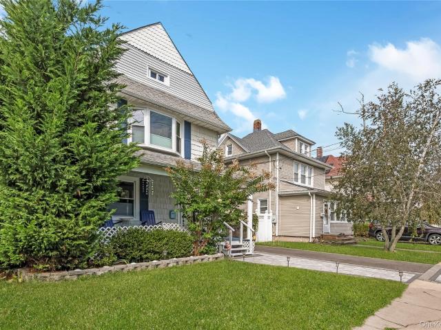 House for sale in Centereach, New York