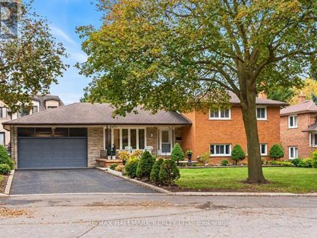 House for sale in Willowdale, Toronto