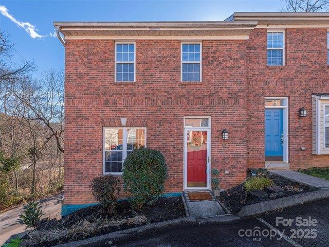 Townhouse for sale in Haywood, North Carolina