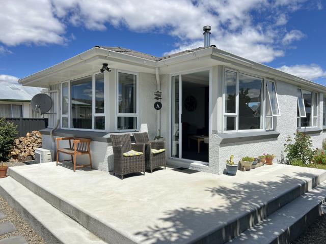 House for sale in Otakou