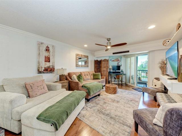 Condo for sale in Englewood Condo for sale in Englewood