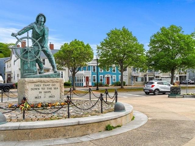 House for sale in Gloucester, Massachusetts
