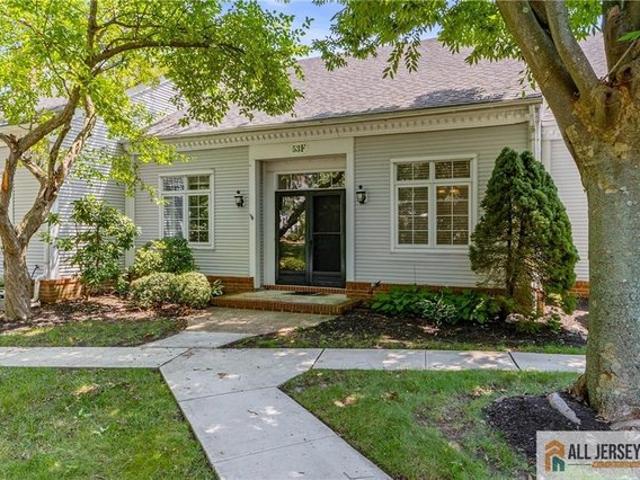 Townhouse for sale in Cedar Knolls, New Jersey