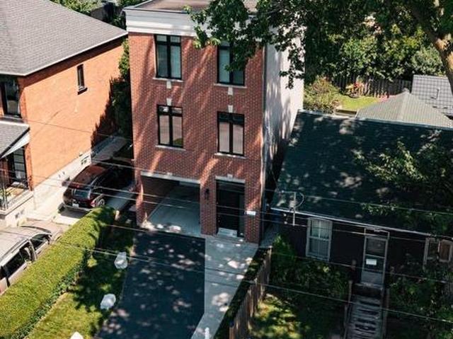 House for sale in Ancaster, Ontario
