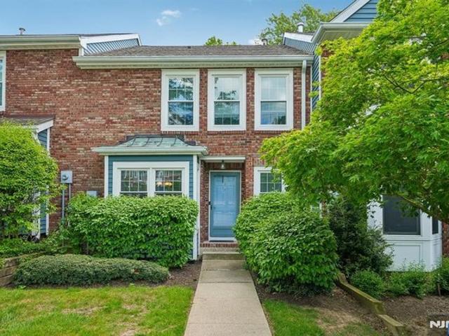 Townhouse for sale in Rockaway, New Jersey
